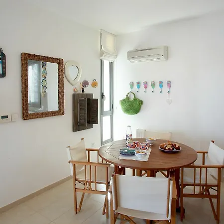 Villa Napa Pearl